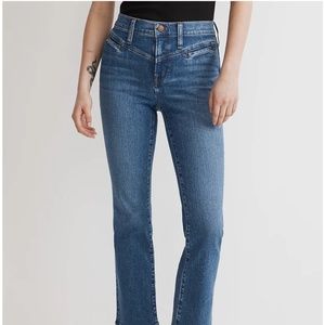 Madewell Kick Out Crop Jeans sz 32, gently worn in perfect shape